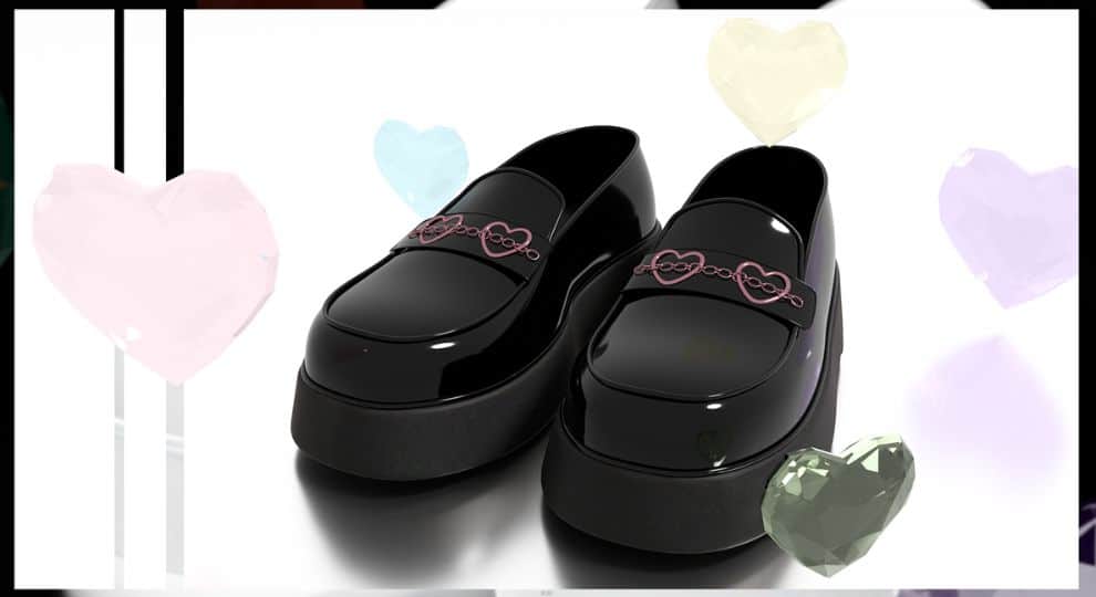 heart shaped chain decor slip on loafers