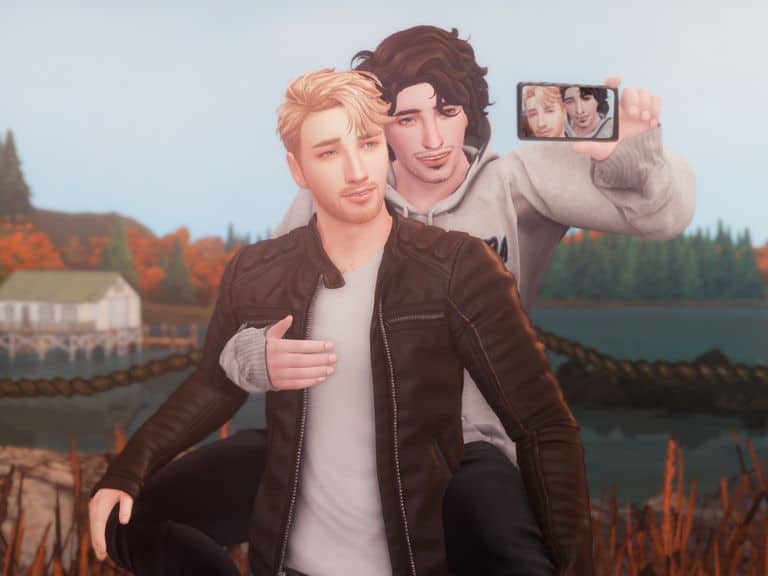 two sim friends taking selfie pic