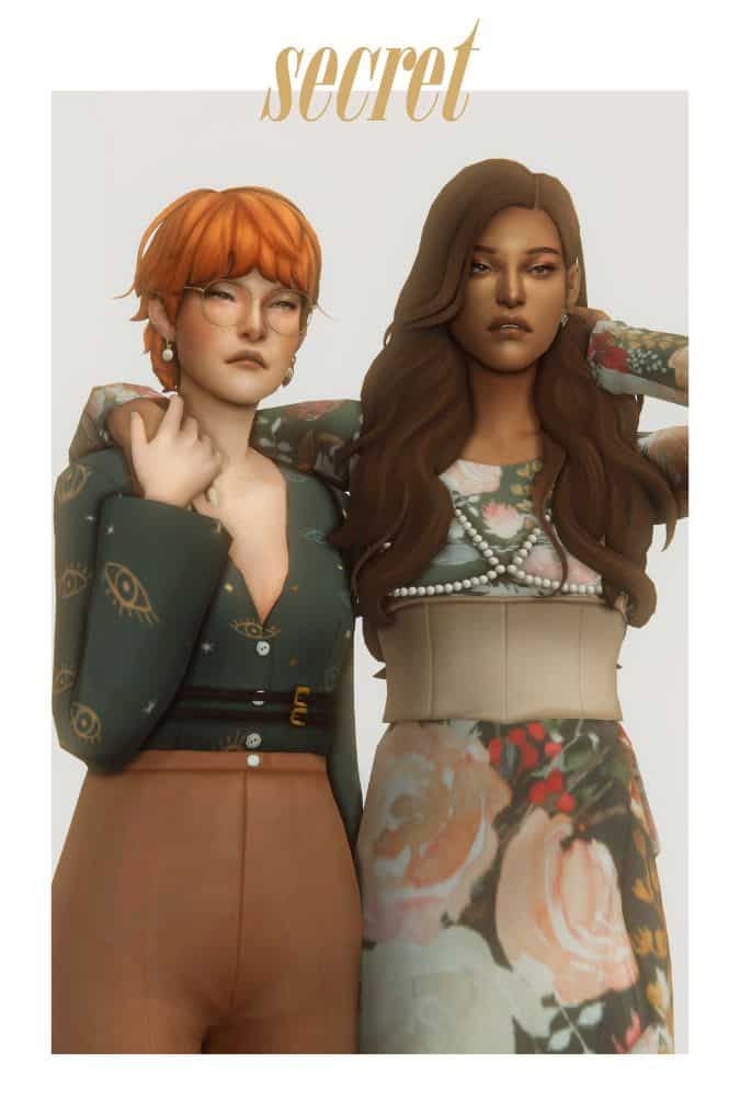 two female sims standing together