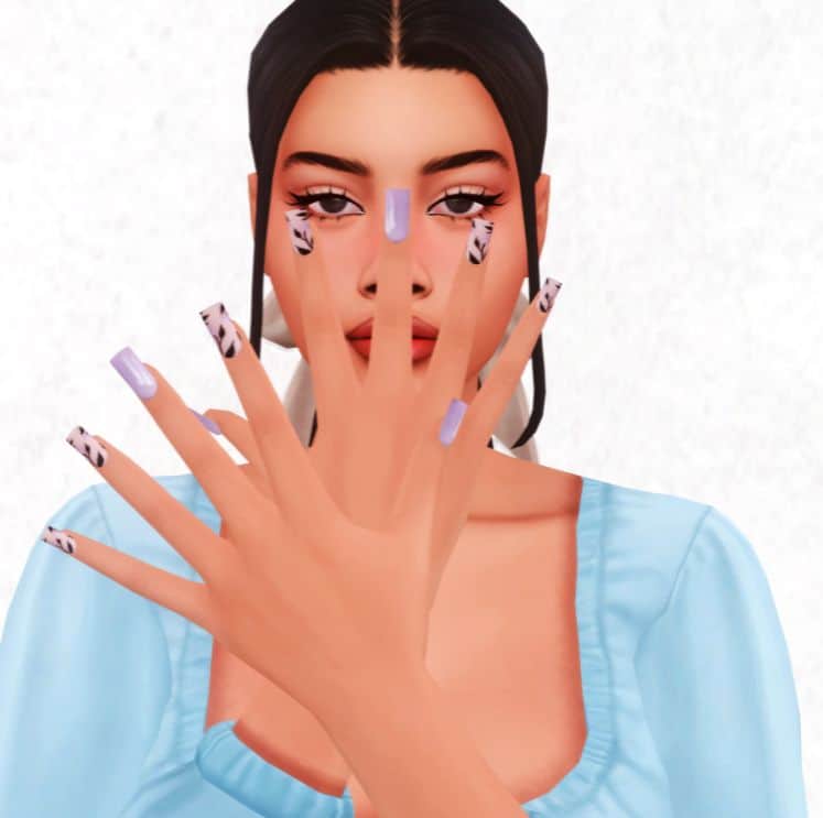 sim with nails with violets